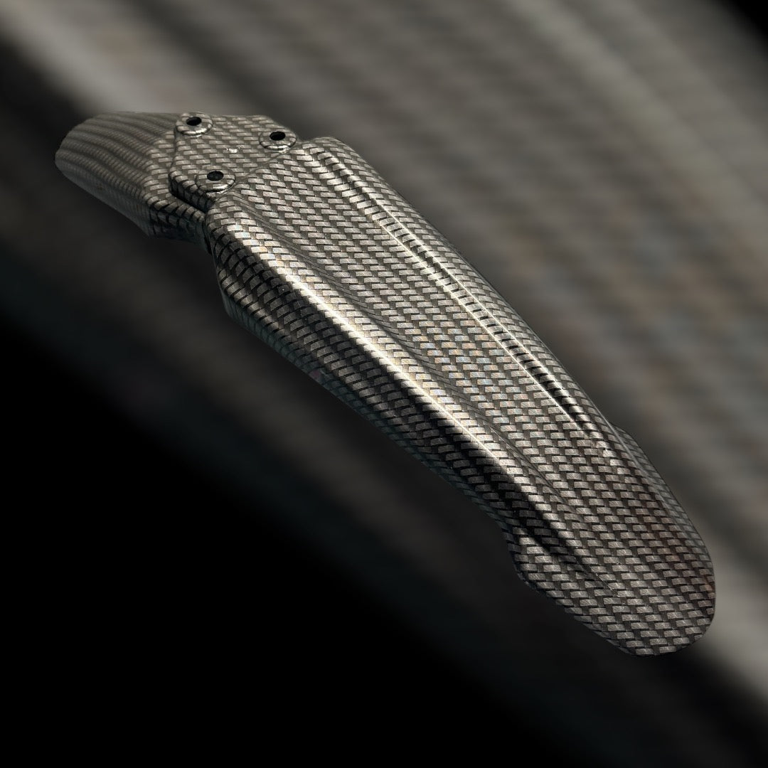 FRONT FENDER/ LOOSE WEAVE CARBON