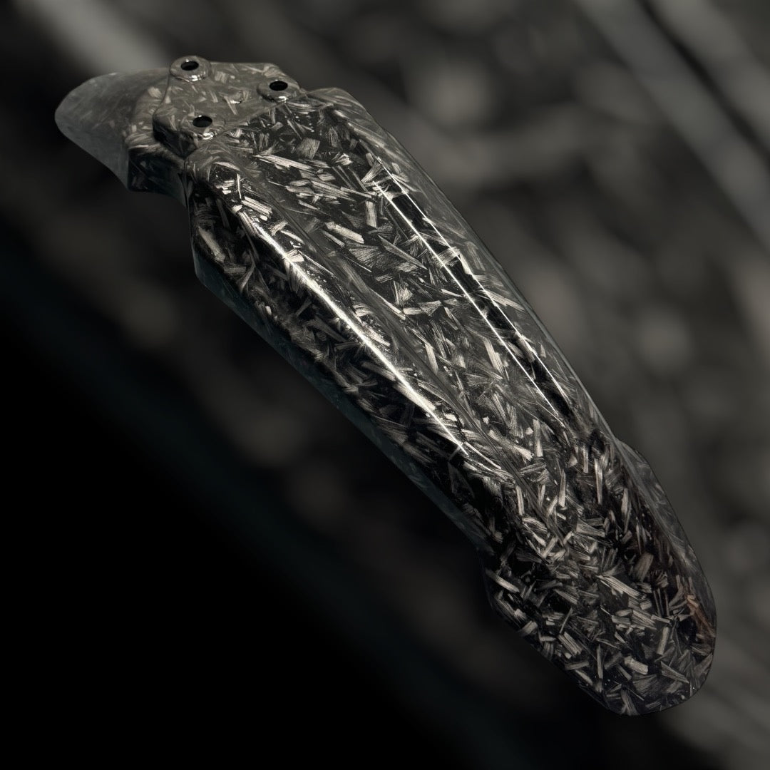 FRONT FENDER/ FORGED CARBON
